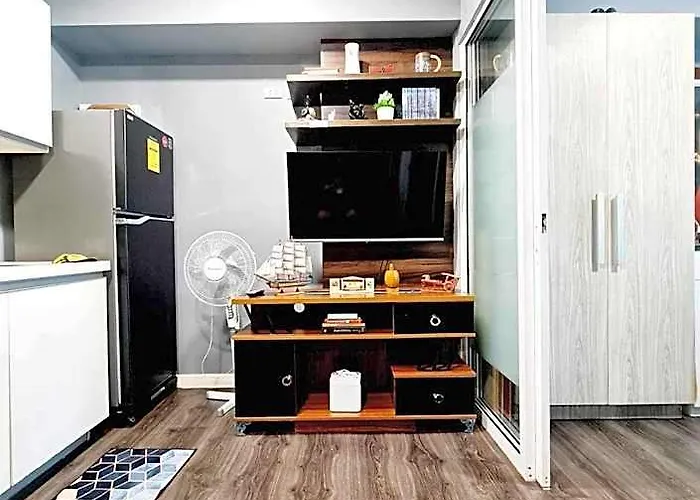 Azure Paranaque Near Airport Манила